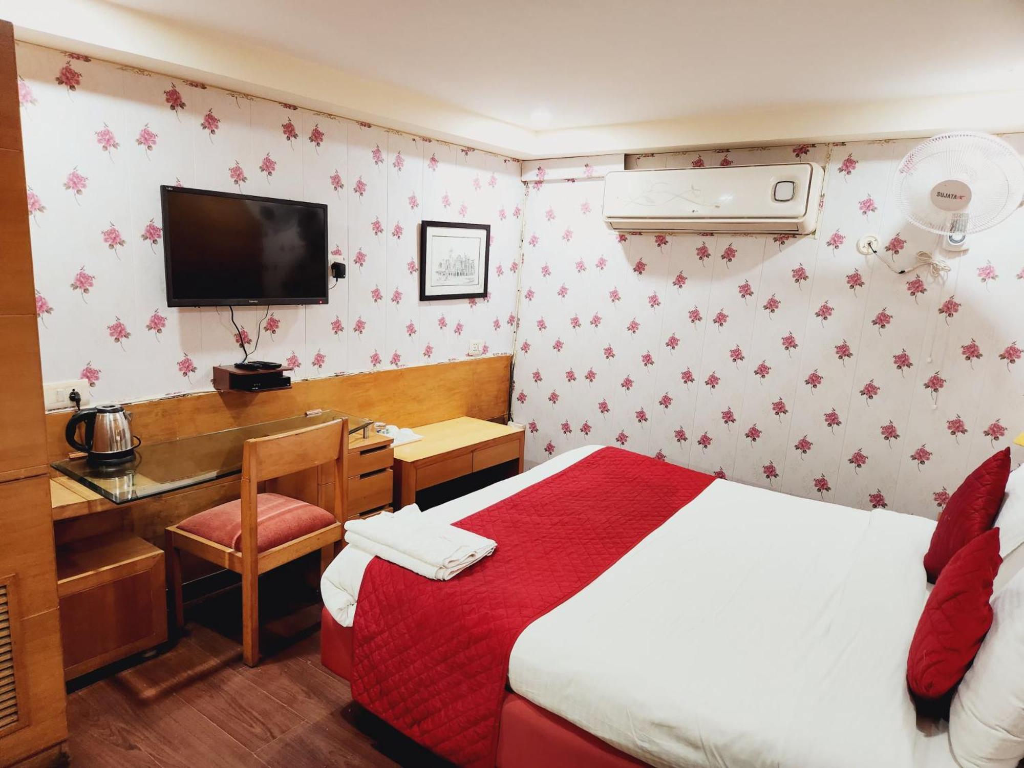 Daffodils Hotel New Delhi